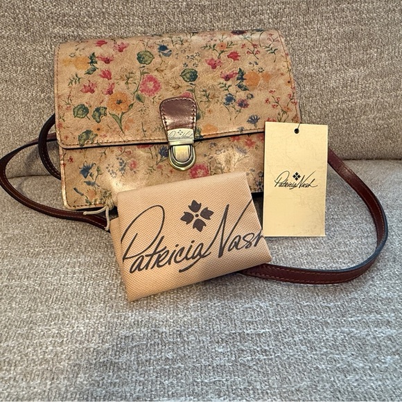Patricia Nash Prairie Rose Floral Leather Crossbody Bag, Locri Purse, NWT - Picture 7 of 9
